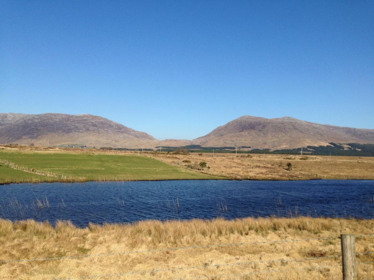 Bed and Breakfast Railway View - Connemara Recess Zewnętrze zdjęcie