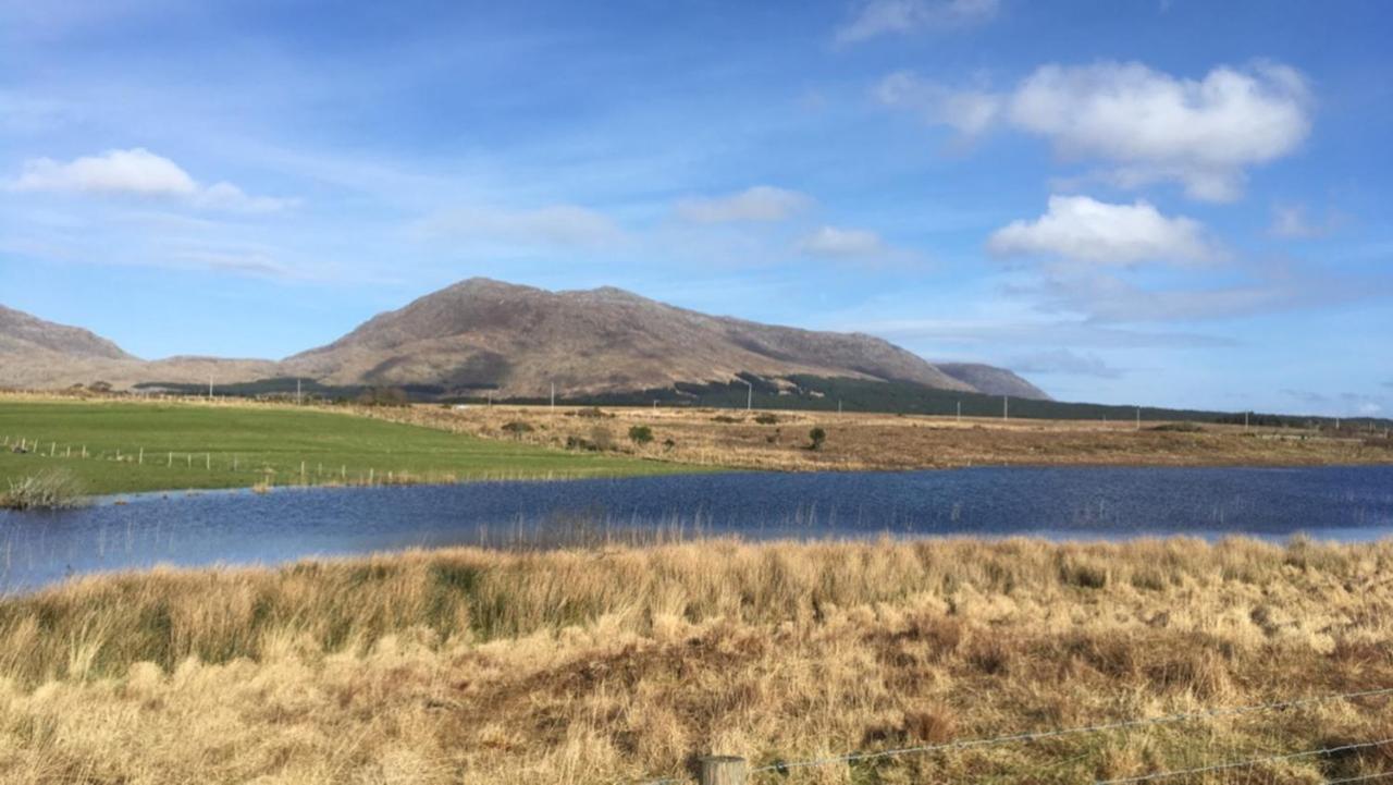 Bed and Breakfast Railway View - Connemara Recess Zewnętrze zdjęcie